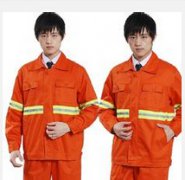 環(huán)衛(wèi)工人工作服該不該換顏色？_環(huán)衛(wèi)工作服為什么要選擇橙黃色的_環(huán)衛(wèi)工人工